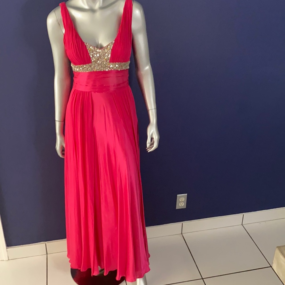Evening gown made of silk silver sequin detail